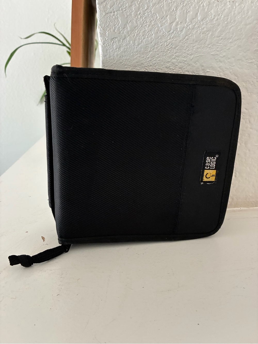 Case Logic Black CD/DVD Binder Sleeve 32 capacity